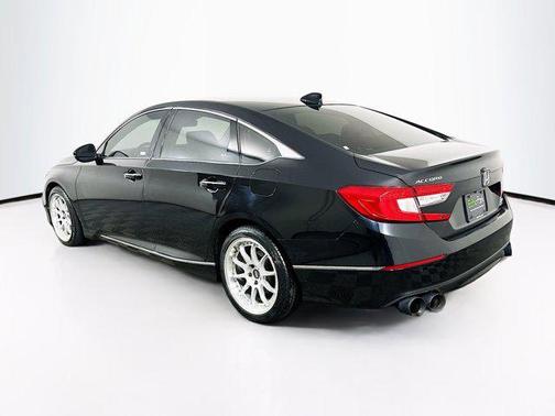 Crystal Black Pearl 2019 Honda Accord Touring 2.0T