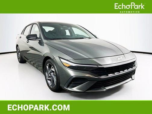 2025 Hyundai ELANTRA Sport