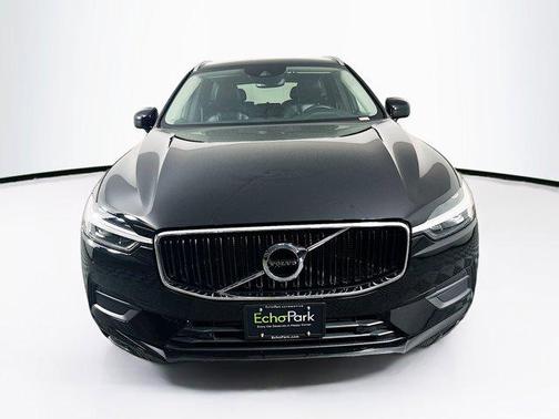 2021 Volvo XC60 T5 Momentum