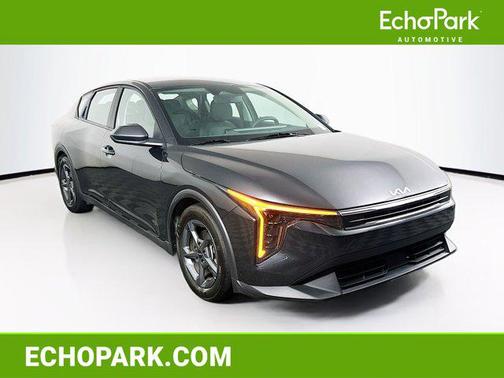 Interstellar Gray 2025 Kia K4 LXS