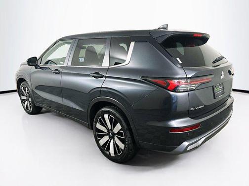 2025 Mitsubishi Outlander SE 2.5 2WD