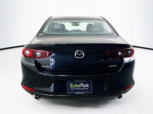 2023 Mazda Mazda3 FWD w/Preferred Package