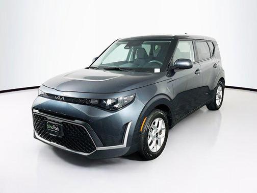 Gravity Gray 2025 Kia Soul LX