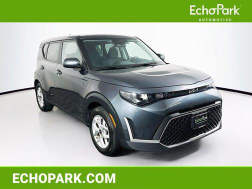 Gravity Gray 2025 Kia Soul LX