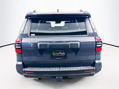 2025 Toyota 4Runner TRD Off Road