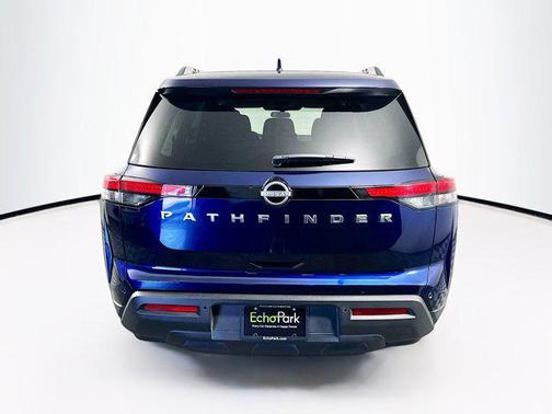 Deep Ocean Blue Pearl 2025 Nissan Pathfinder SV FWD