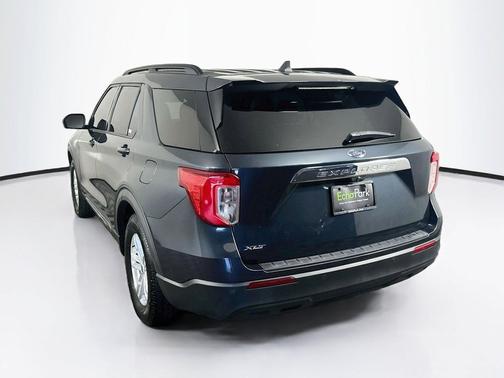Stone Blue Metallic 2022 Ford Explorer XLT
