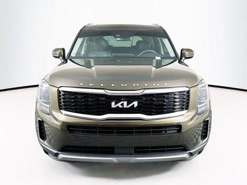 Dark Moss 2022 Kia Telluride S
