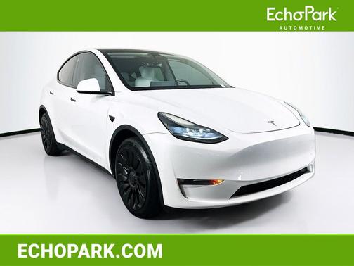 Pearl White Multi-Coat 2023 Tesla Model Y Long Range Dual Motor All-Wheel Drive