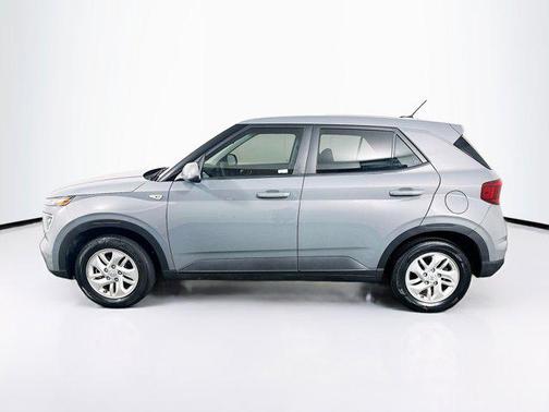 2023 Hyundai VENUE SE