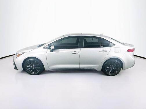 Classic Silver Metallic 2024 Toyota Corolla SE