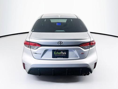 Classic Silver Metallic 2024 Toyota Corolla SE