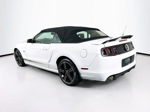 Oxford White 2014 Ford Mustang GT Premium