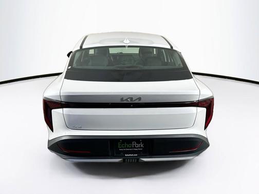 Snow White Pearl 2025 Kia K4 LXS
