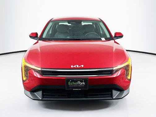 Currant Red 2025 Kia K4 LXS