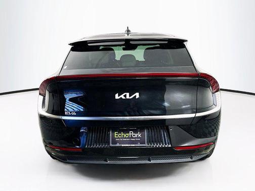 Aurora Black Pearl 2024 Kia EV6 Wind