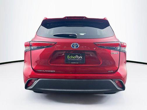 2020 Toyota Highlander Hybrid XLE