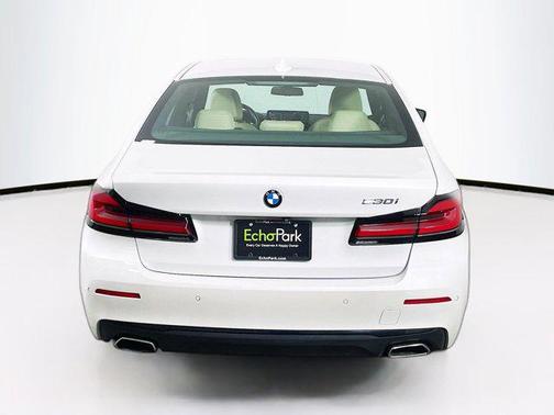 2022 BMW 530 i