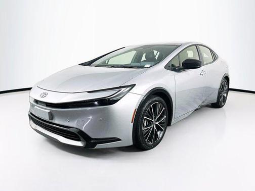 2024 Toyota Prius XLE