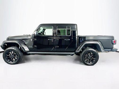 2024 Jeep Gladiator Nighthawk