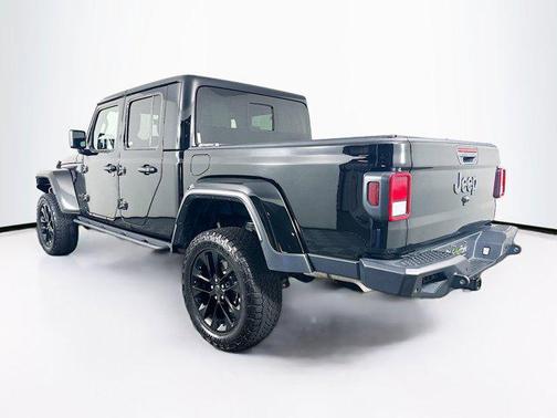 2024 Jeep Gladiator Nighthawk