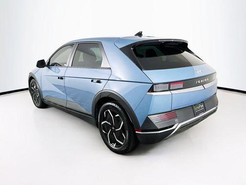 2023 Hyundai IONIQ 5 SE Standard Range