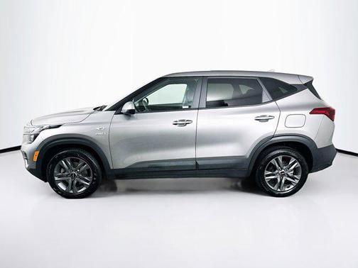 2023 Kia Seltos LX