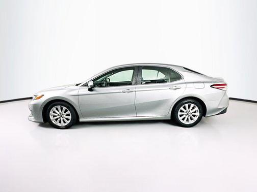 Predawn Gray Mica 2018 Toyota Camry LE
