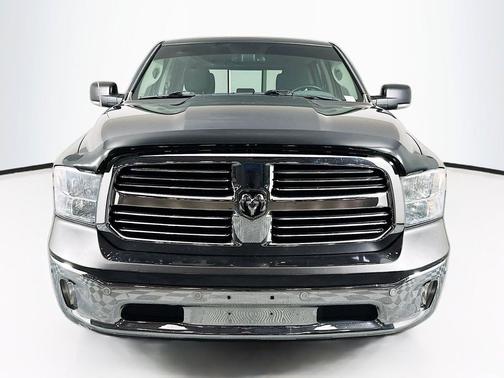 Granite Crystal Metallic Clearcoat 2017 RAM 1500 Big Horn