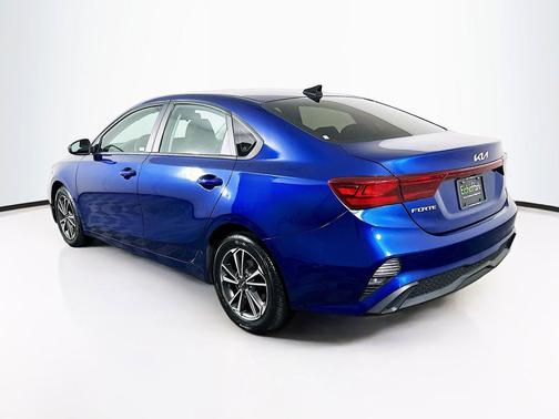 Deep Sea Blue 2022 Kia Forte LXS