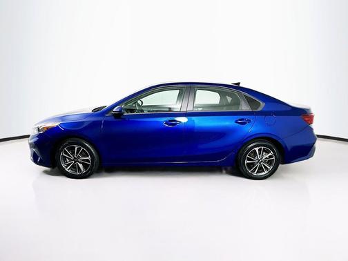Deep Sea Blue 2022 Kia Forte LXS