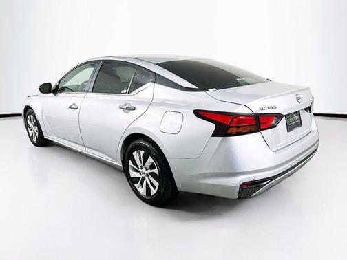 2024 Nissan Altima S FWD
