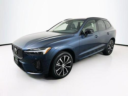 2025 Volvo XC60 B5 Plus