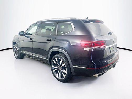 Deep Black Pearl 2023 Volkswagen Atlas 3.6L SEL Premium