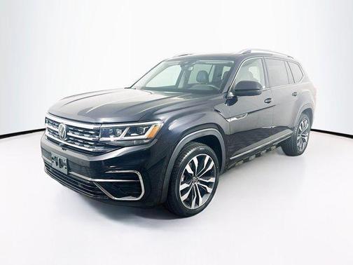 Deep Black Pearl 2023 Volkswagen Atlas 3.6L SEL Premium