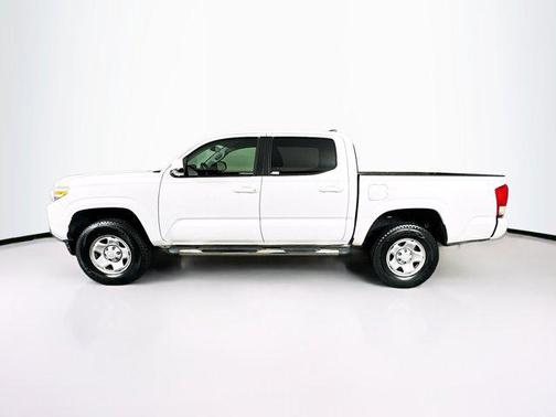 2016 Toyota Tacoma SR