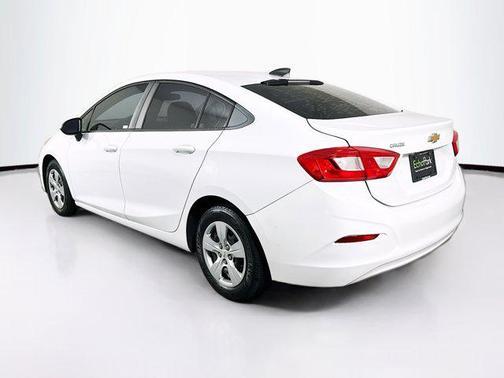 2016 Chevrolet Cruze LS Auto