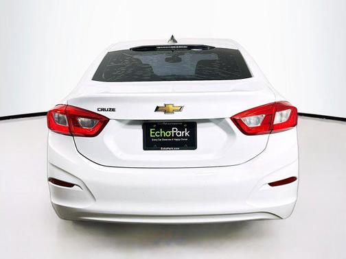 2016 Chevrolet Cruze LS Auto