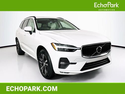 Crystal White Metallic 2023 Volvo XC60 B5 Core