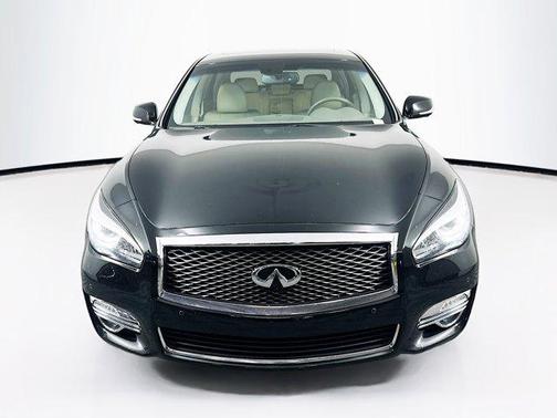 2016 INFINITI Q70L 3.7X