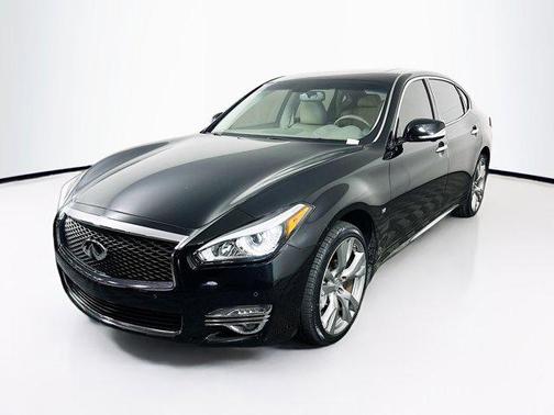 2016 INFINITI Q70L 3.7X