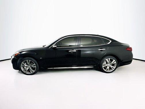 2016 INFINITI Q70L 3.7X