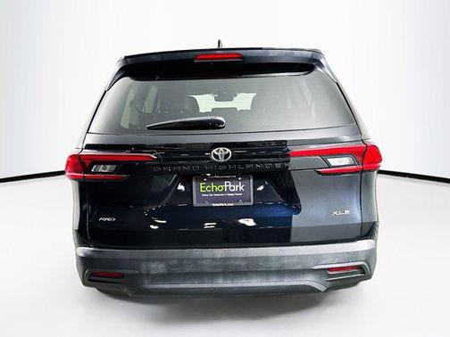 2025 Toyota Grand Highlander XLE