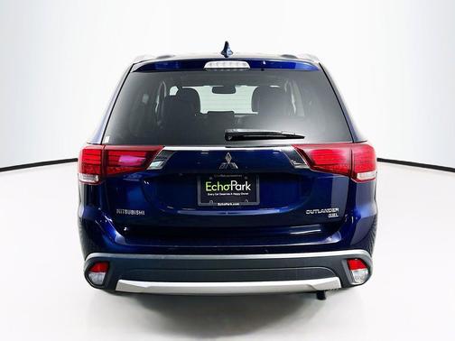 Cosmic Blue Metallic 2017 Mitsubishi Outlander SEL S-AWC