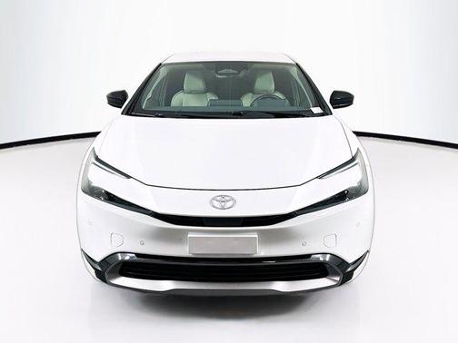 2023 Toyota Prius XLE