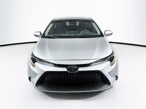 Classic Silver Metallic 2020 Toyota Corolla LE