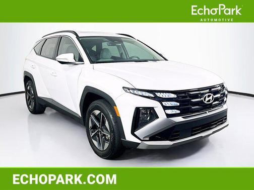Serenity White Pearl 2025 Hyundai TUCSON SEL Convenience