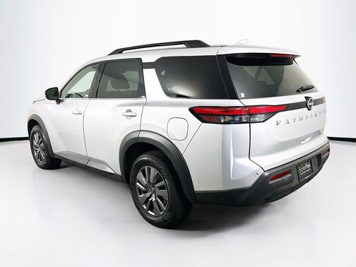 Brilliant Silver Metallic 2025 Nissan Pathfinder SV 4WD