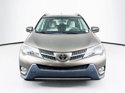 Gold 2015 Toyota RAV4 XLE