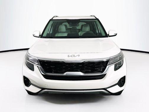 2023 Kia Seltos EX